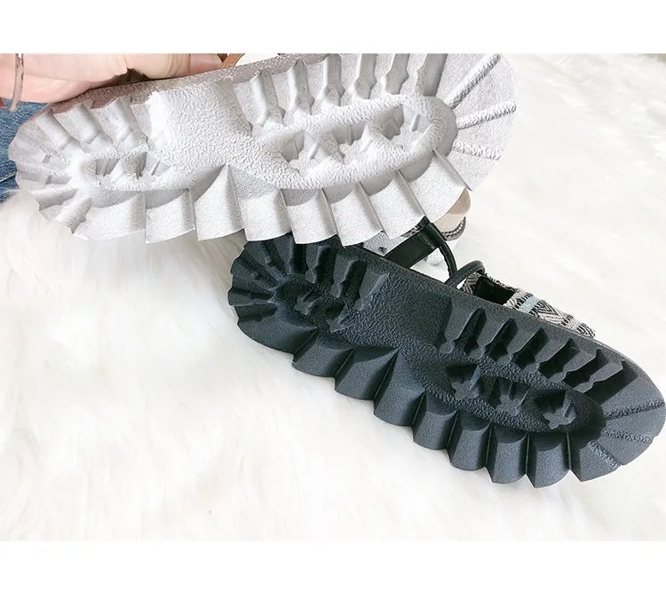 BOOPDO DESIGN GEOMETRIC CHUNKY FLAT SANDALS