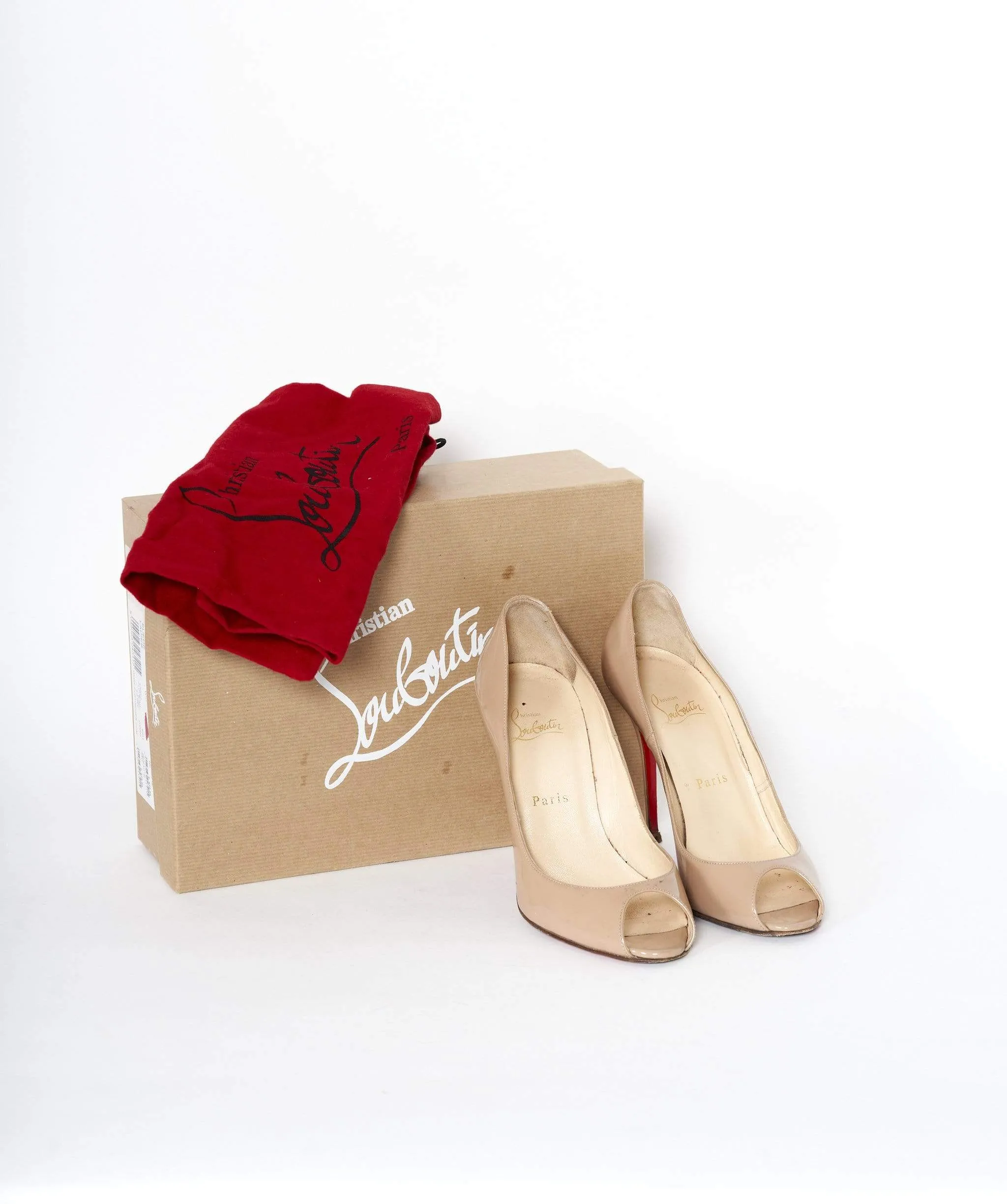 Christian Louboutin 38.5 Patent beige