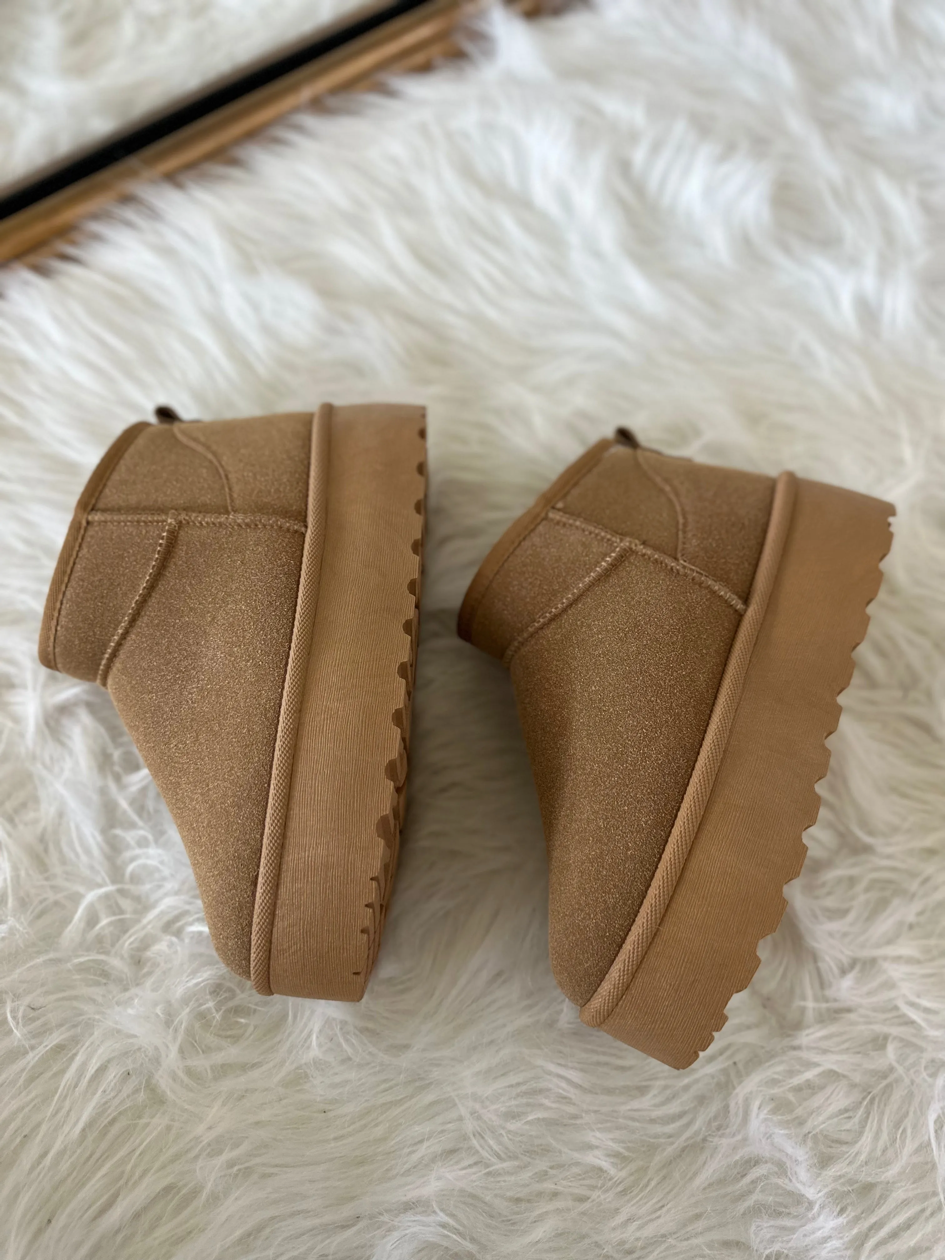 FINAL SALE!! The Cloud Platform Bootie in Chestnut