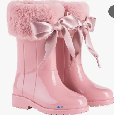 Fur lined rain boot