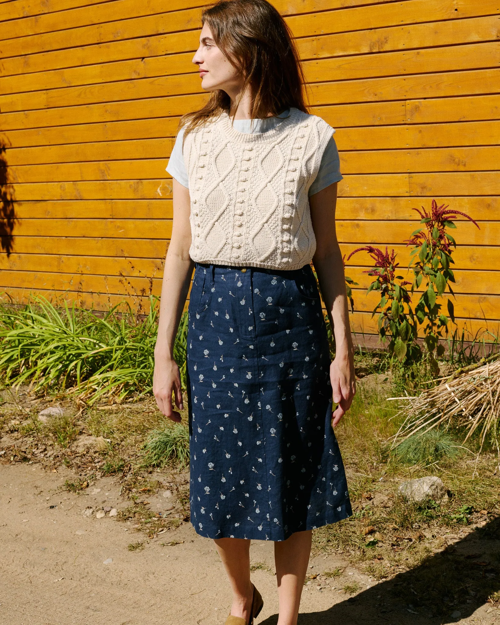 R: MATERA linen skirt (Size: S; Color: Midnight Rose)